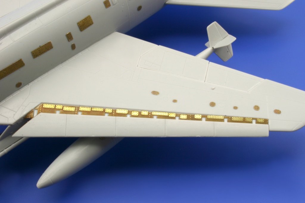Eduard 73363 F-100C S. A. 1/72 TRUMPETER – imagen 9