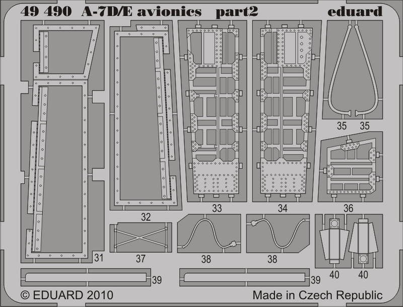 Eduard 49490 A-7D/ E avionics 1/48 Hobby Boss – immagine 2