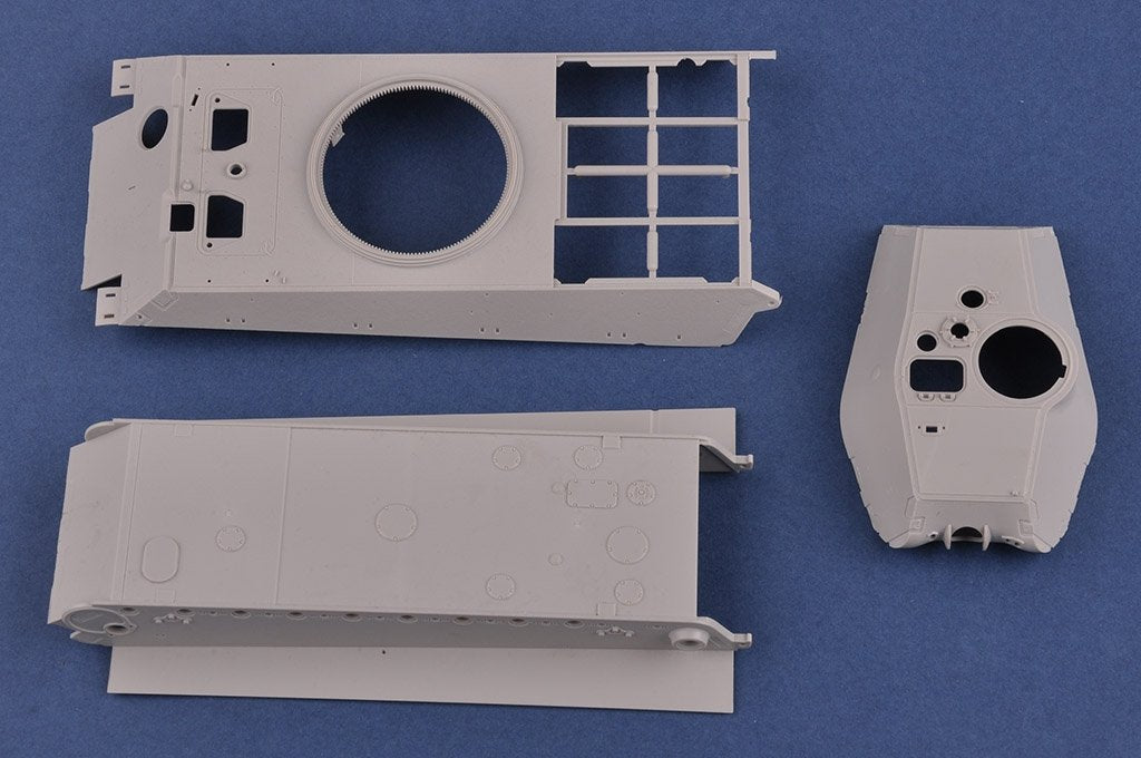 Hobby Boss 84530 Tourelle allemande Sd.Kfz.182 King Tiger Porsche avec Zimmerit (1/35) – image 4