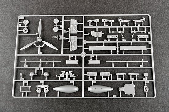 Trumpeter 03227 P-40F War Hawk 1/32 – zdjęcie 7