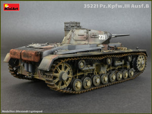 MiniArt 35221 Pz.Kpfw.III Ausf.B w/Crew 1/35 – immagine 12