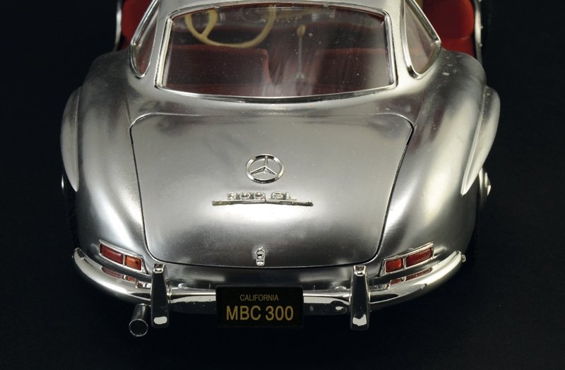 Italeri 3612 Mercedes-Benz 300SL Gullwing 1/16 – image 9