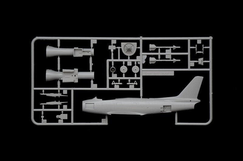 Italeri 1426 F-86F Sabre 1/72 – zdjęcie 10