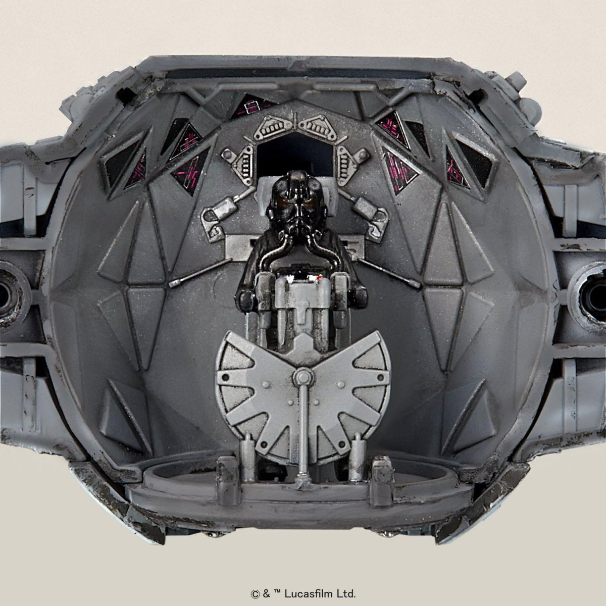 Revell 01212 Bandai Tie Interceptor 1/72 – image 5
