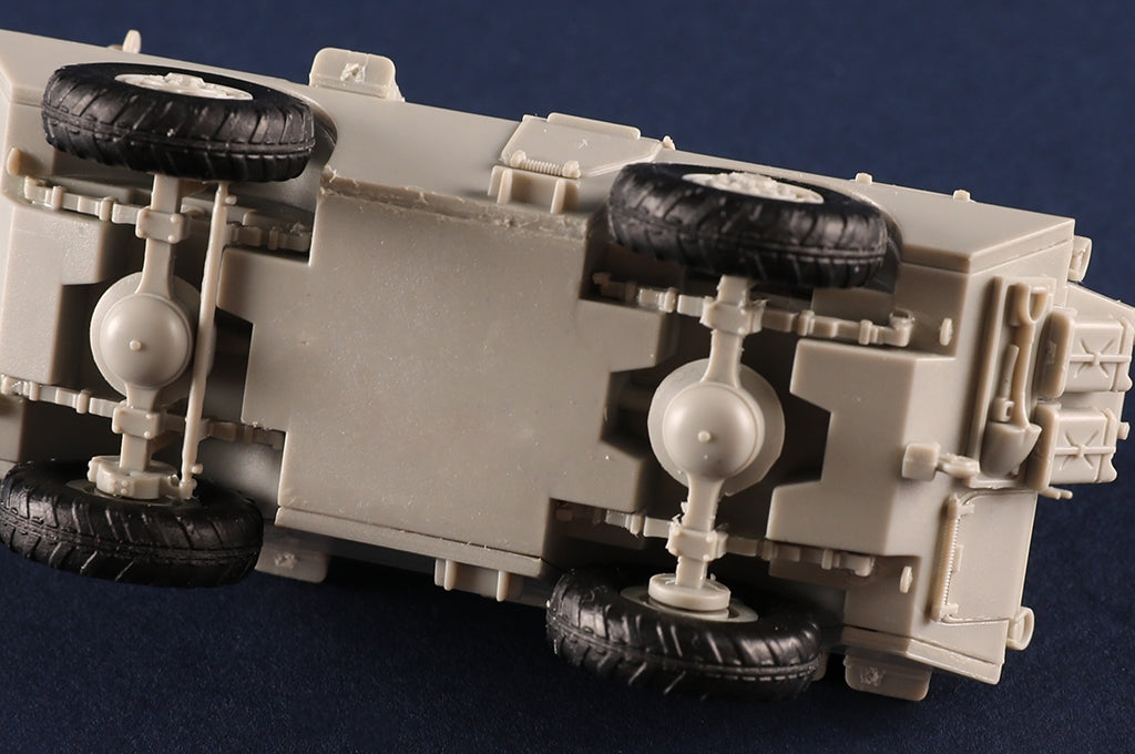 Trumpeter 07442 LAV-150 APC Canon Mecar de 90 mm 1/72 – image 12