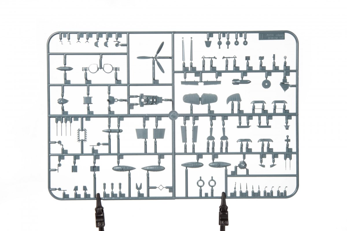 Eduard 70155 Bf 109F-4 ProfiPACK 1/72 – zdjęcie 7