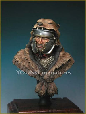 Young Miniatures YH1803 ROMAN SIGNIFER 1st Century A.D 1/10 – immagine 2