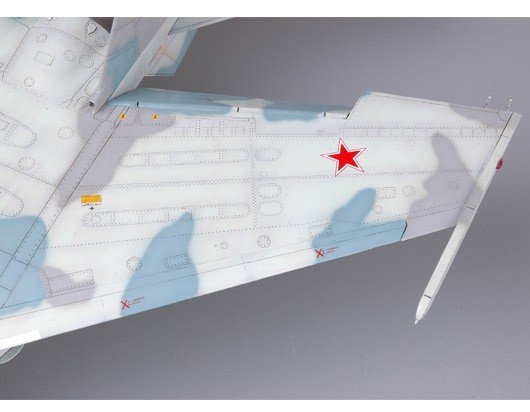 Trumpeter 02270 Su-27UB Flanker-C 1/32 – imagen 5