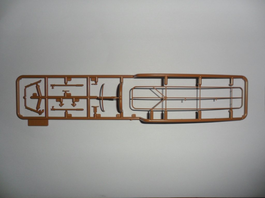ICM 35376 Panzerspahwagen P 204 (f) Railway, WWII German Armoured Vehicle 1/35 – immagine 10
