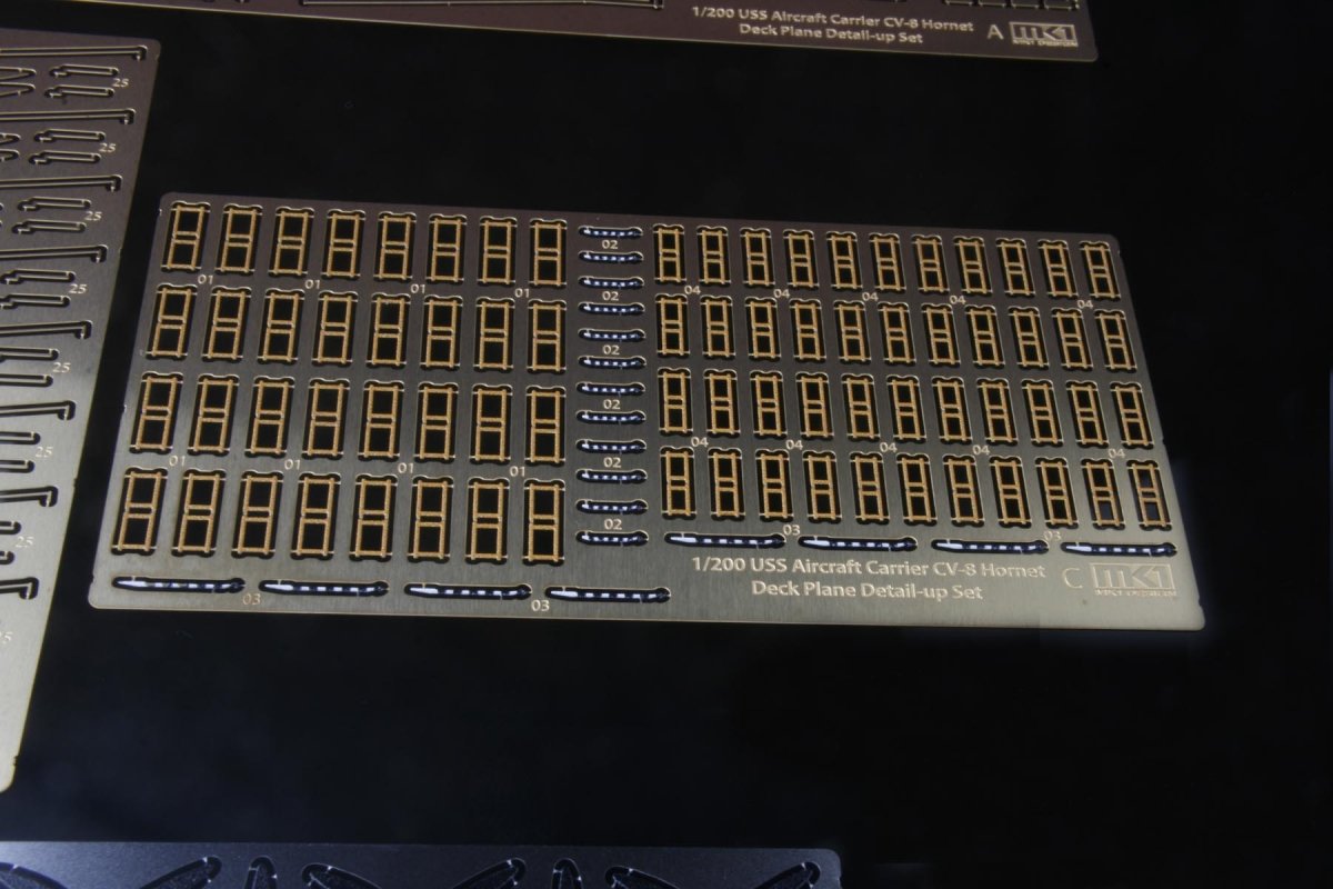 MK1 Design MS-20012 WWII US DECK PLANE SET I 1/200 – image 13