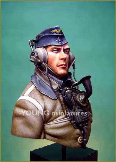 Young Miniatures YM1803-R Équipage de S-Boot allemand 1/10 – image 3
