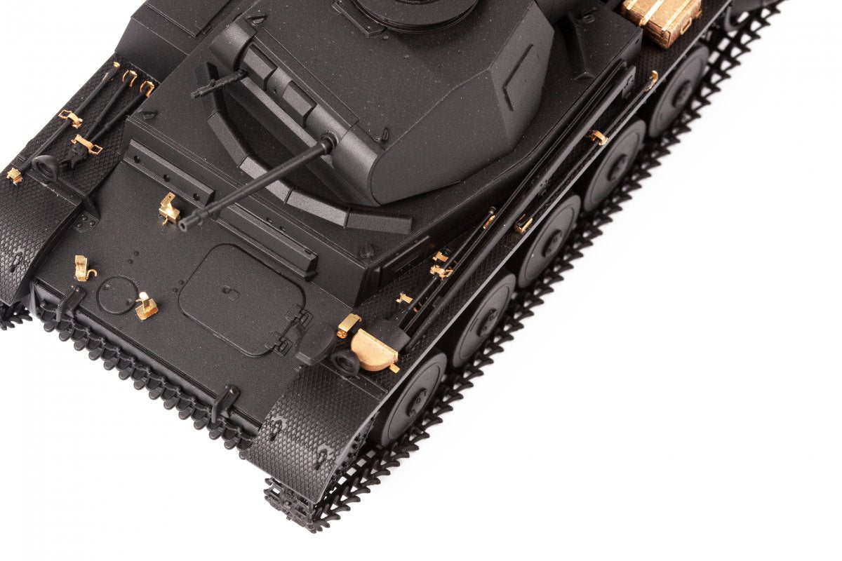 Eduard 36477 Panzer II Ausf. ACADÉMIE F 1/35 – image 2