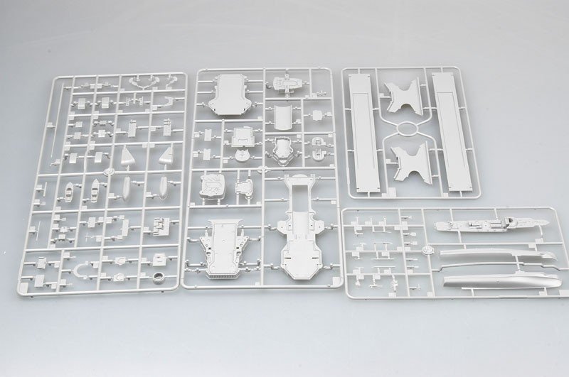 Trumpeter 05313 German Heavy Cruiser Prinz Eugen 1945 1/350 – immagine 6