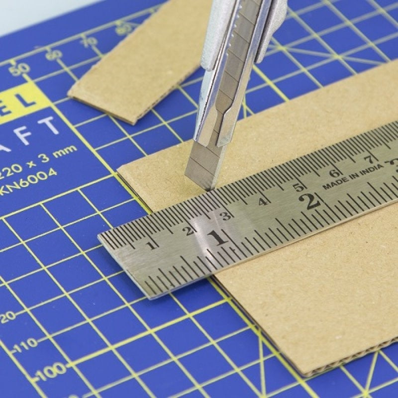 Modelcraft PKN1900 Snap Off Knife &amp;amp; 10 Blades – image 3