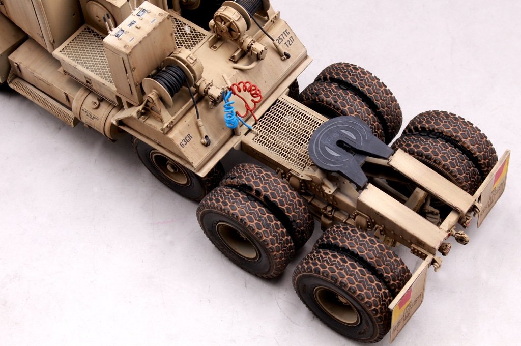 Hobby Boss 85519 M911 C-HET w/m747 Heavy Equipment Semi-Trailer 1/35 – immagine 11