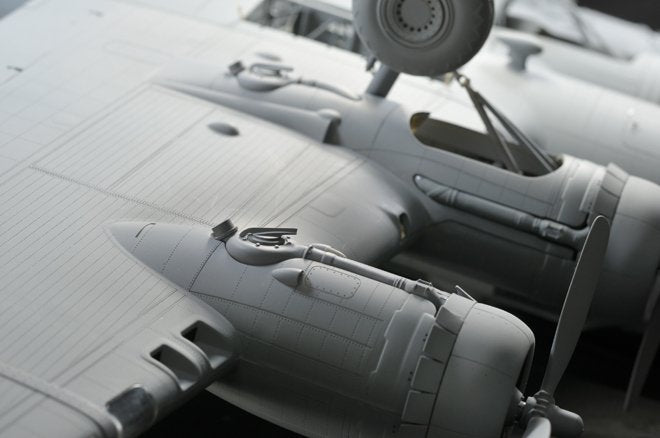 HK Models 01E04 B-17 Flying Fortress F and G 1/32 – immagine 5