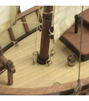 ARTESANIA LATINA 22110N U.S. Pilot Boat Swift 1805 1/50