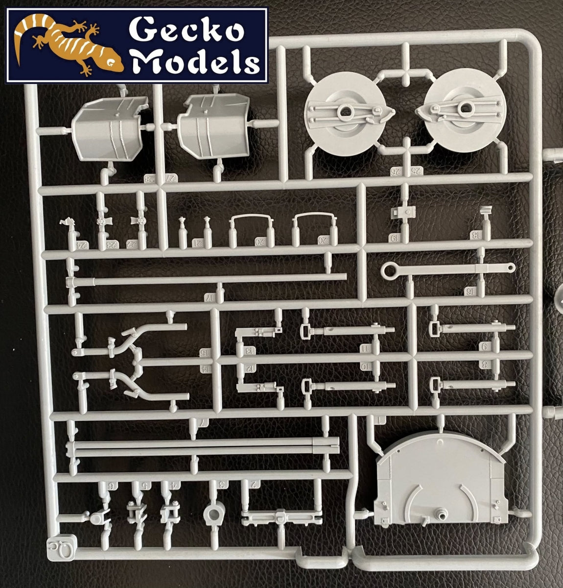 Gecko Models 16GM0012 German 7.5 cm Pak 40 Anti-Tank Gun Early Prod. 1/16 – image 13