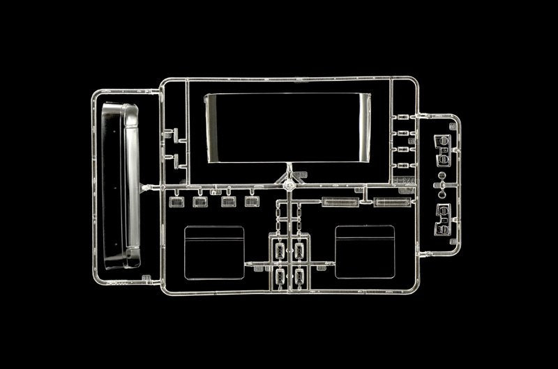 Italeri 3941 RENAULT AE500 MAGNUM - 2001 1/24 – immagine 5
