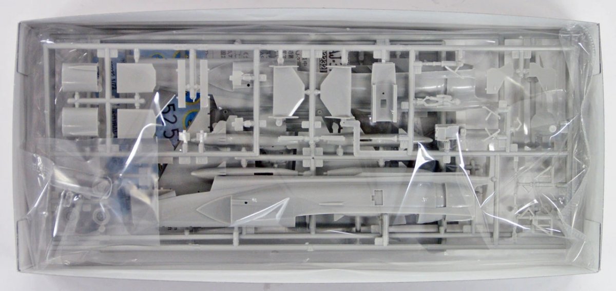 Hasegawa 02232 SAAB AJ-37 Viggen 1/72 – Bild 2