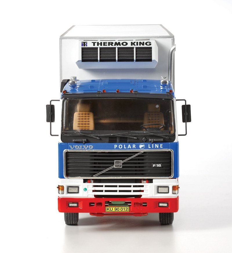 Italeri 3893 VOLVO F16 REEFER TRUCK 1/24 – immagine 3