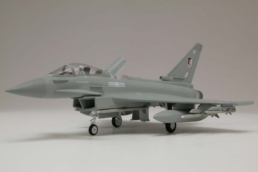Airfix 50098 Eurofighter Typhoon Starter Set 1/72 – image 2