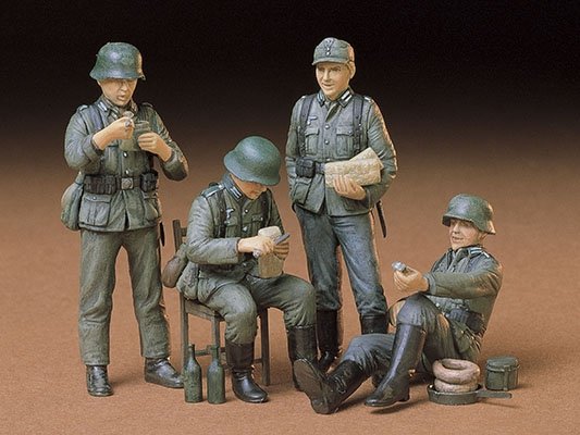 Tamiya 35129 German Soldiers at Rest 1/35 – zdjęcie 2