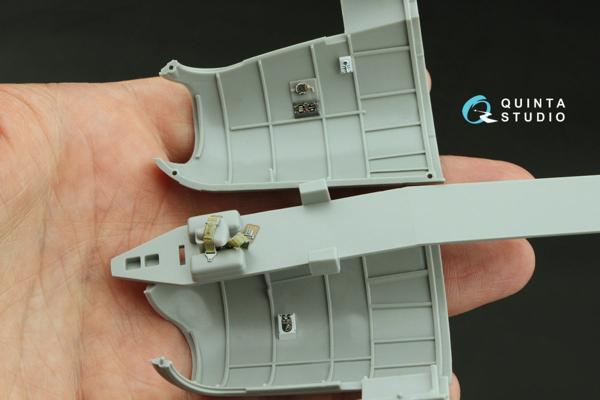 Quinta Studio QD32226 Boeing B-17G Navigator, bombardier, waist and tail gunners compartments. 3D-Printed coloured Interior (HK models) 1/32 – zdjęcie 6