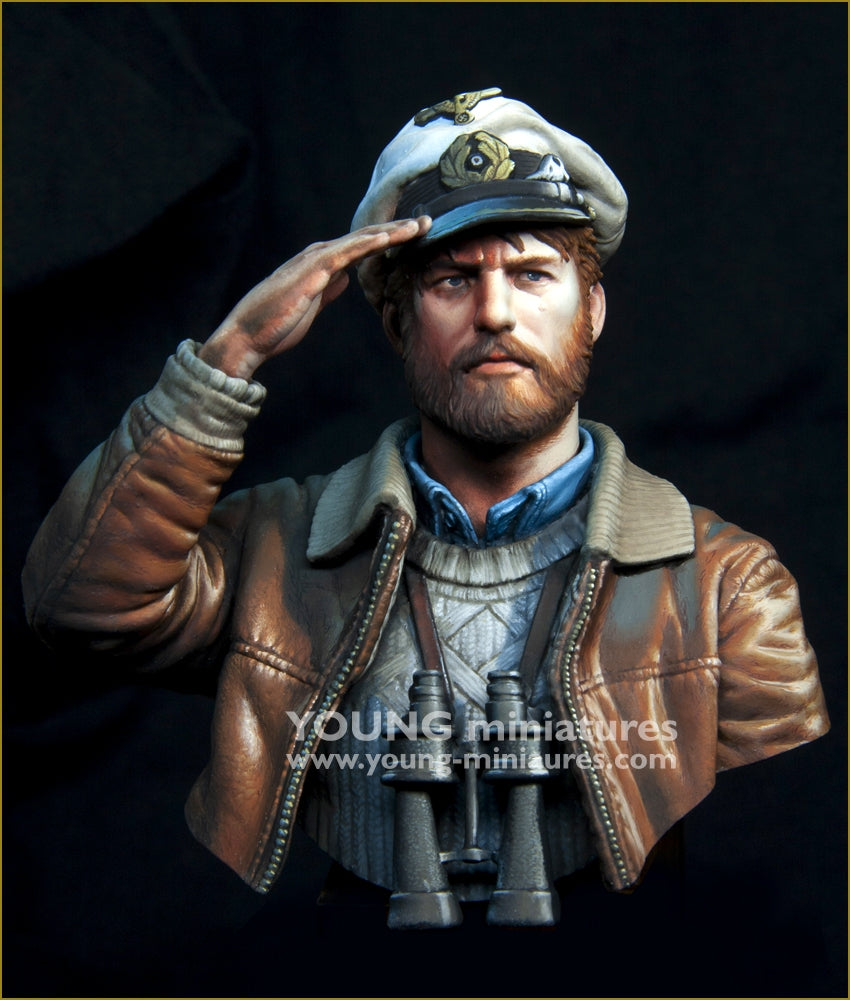 Young Miniatures YM18102 U-Boat Officer WWII " Der Heimkenhrer" 1/10