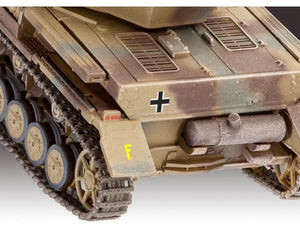 Revell 03267 Flakpanzer IV Wirbelwind 2 1/72 – image 5