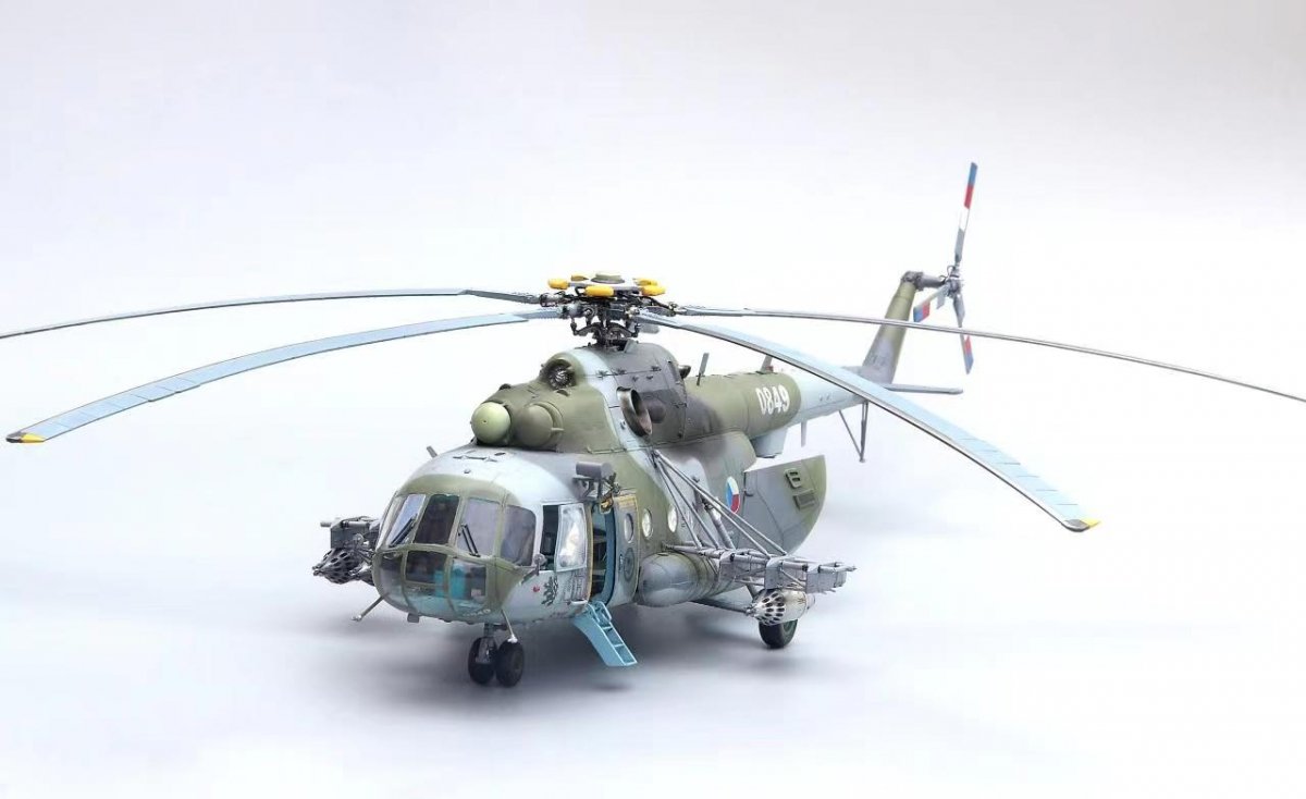 AMK 88010 Mi-17 Hip Early 1/48 – imagen 20