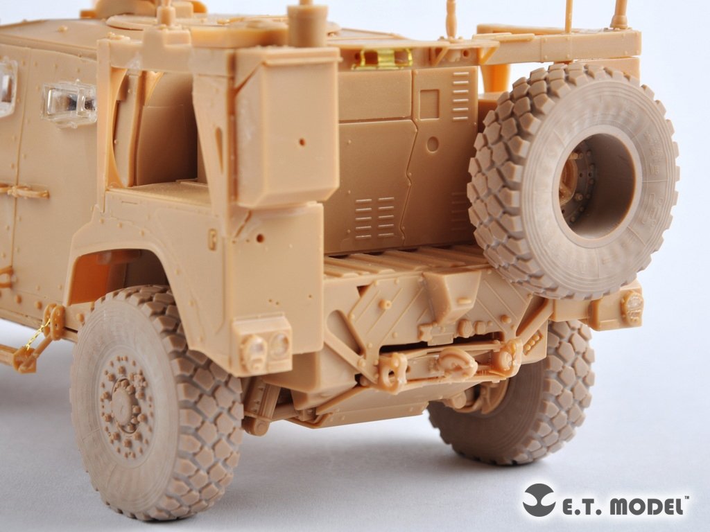 E.T. Model P35-117 US ARMY M1278 Heavy Carrier-General Purpose(JLTV-GP) Sagged wheels For TRUMPETER Kit 1/35 – Bild 6