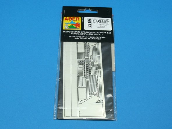 Aber 35137 Radziecki czolg sredni T-34/76 model z 1940r. cz. 2 blotniki (DRA) 1/35 – immagine 3