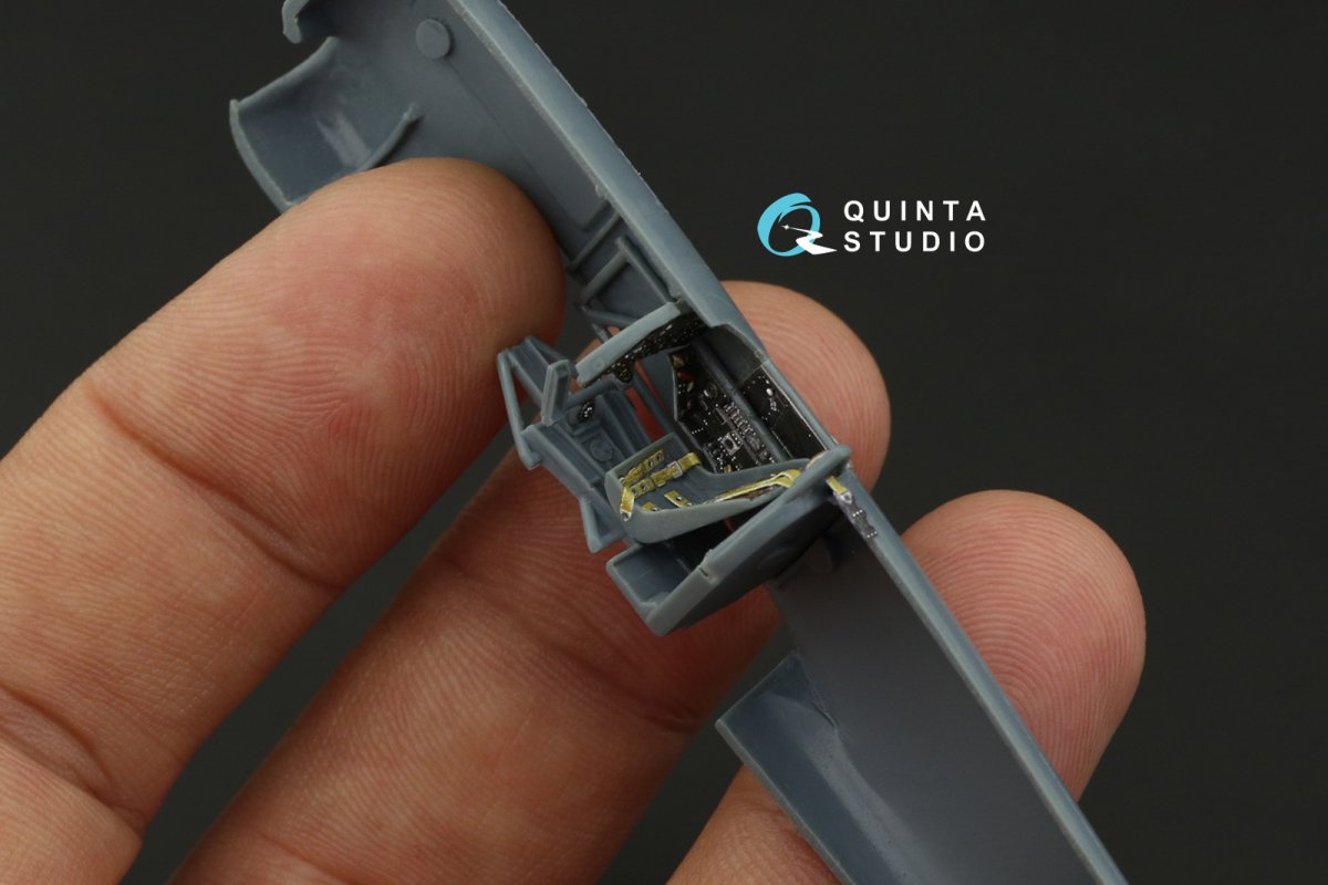 Quinta Studio QD72035 Hawker Typhoon Mk.1b (early) 3D-Printed &amp;amp; coloured Interior on decal paper (Brengun) 1/72 – Bild 4