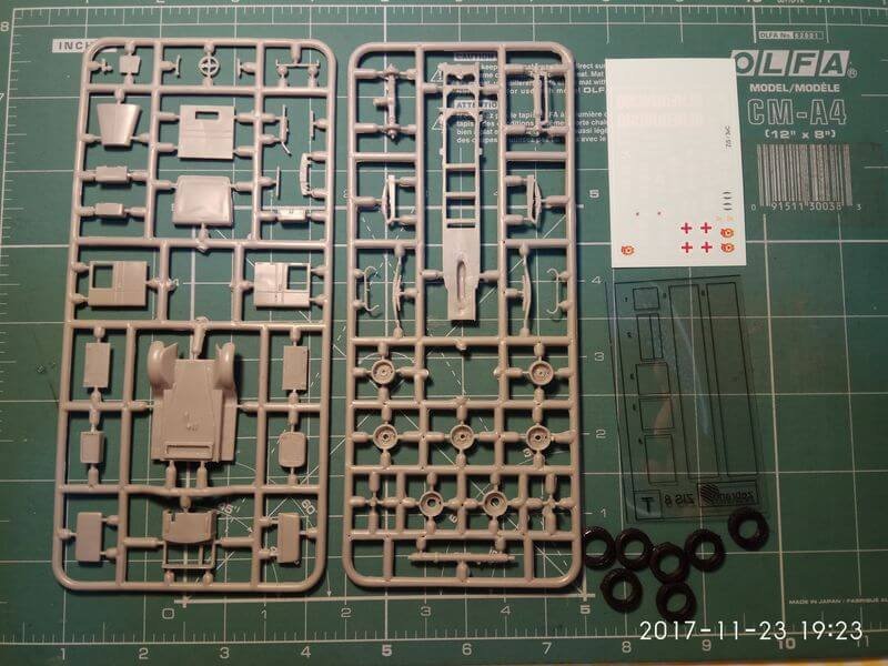Zebrano 72110 ZiS-8 Soviet Bus 1/72 – imagen 7