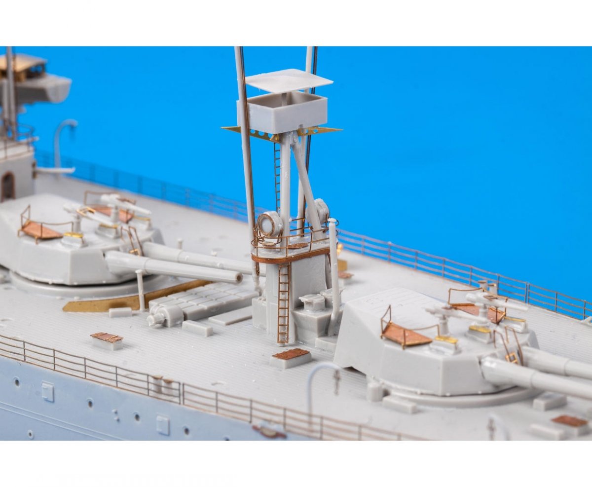 Eduard 53258 HMS Dreadnought 1915 1/350 TRUMPETER – immagine 11