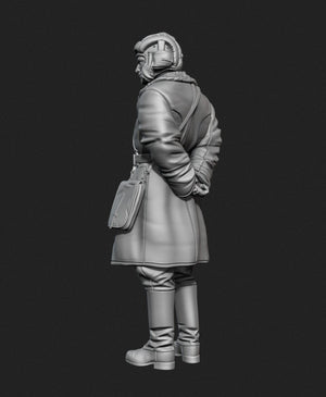 Panzer Art FI35-128 Soviet tank officer in sheepskin coat No.1 1/35 – imagen 4