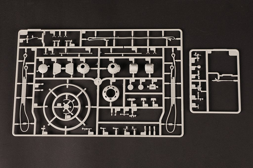 Hobby Boss 84559 Pz.Kpfw.VI Sd.Kfz.182 Tiger II (Henschel 105mm) 1/35 – immagine 11