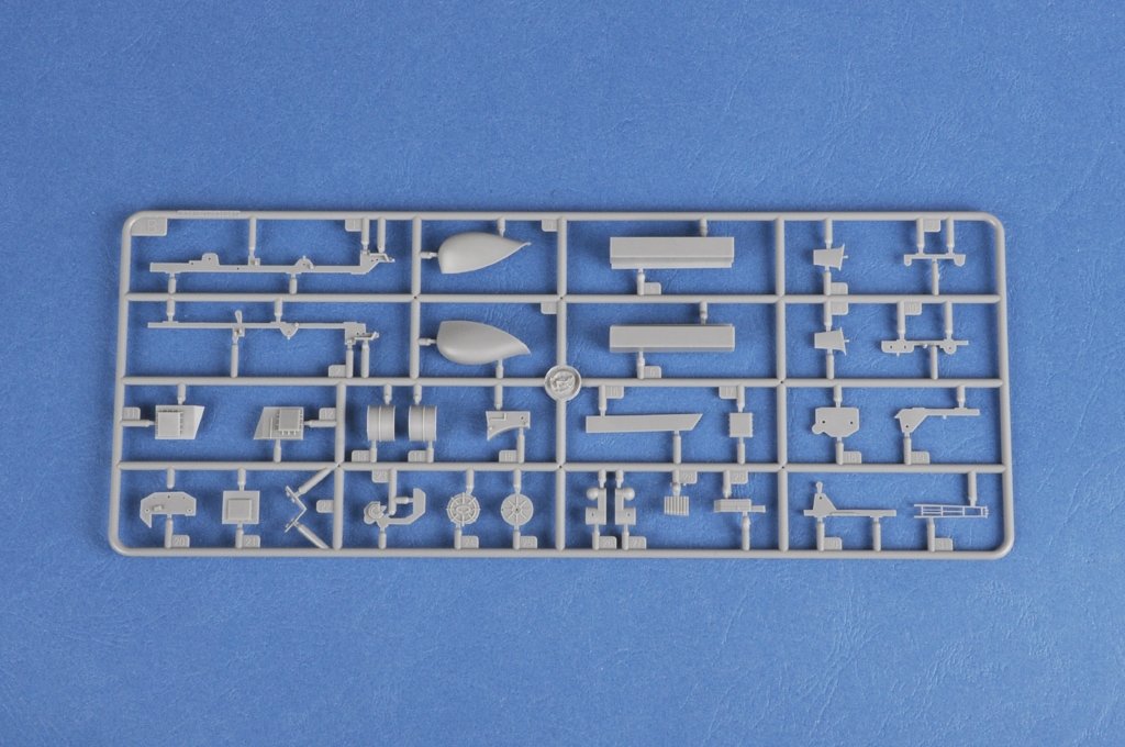 Hobby Boss 83416 Soviet Aircraft Carrier Baku 1/700 – zdjęcie 6