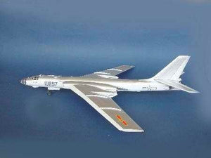Trumpeter 01612 Tu-16K-26 G/Chinese H-6 1/72 – immagine 2
