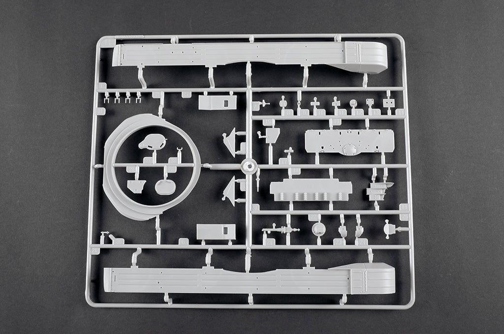 Trumpeter 09603 T-72M MBT 1/35 – image 14