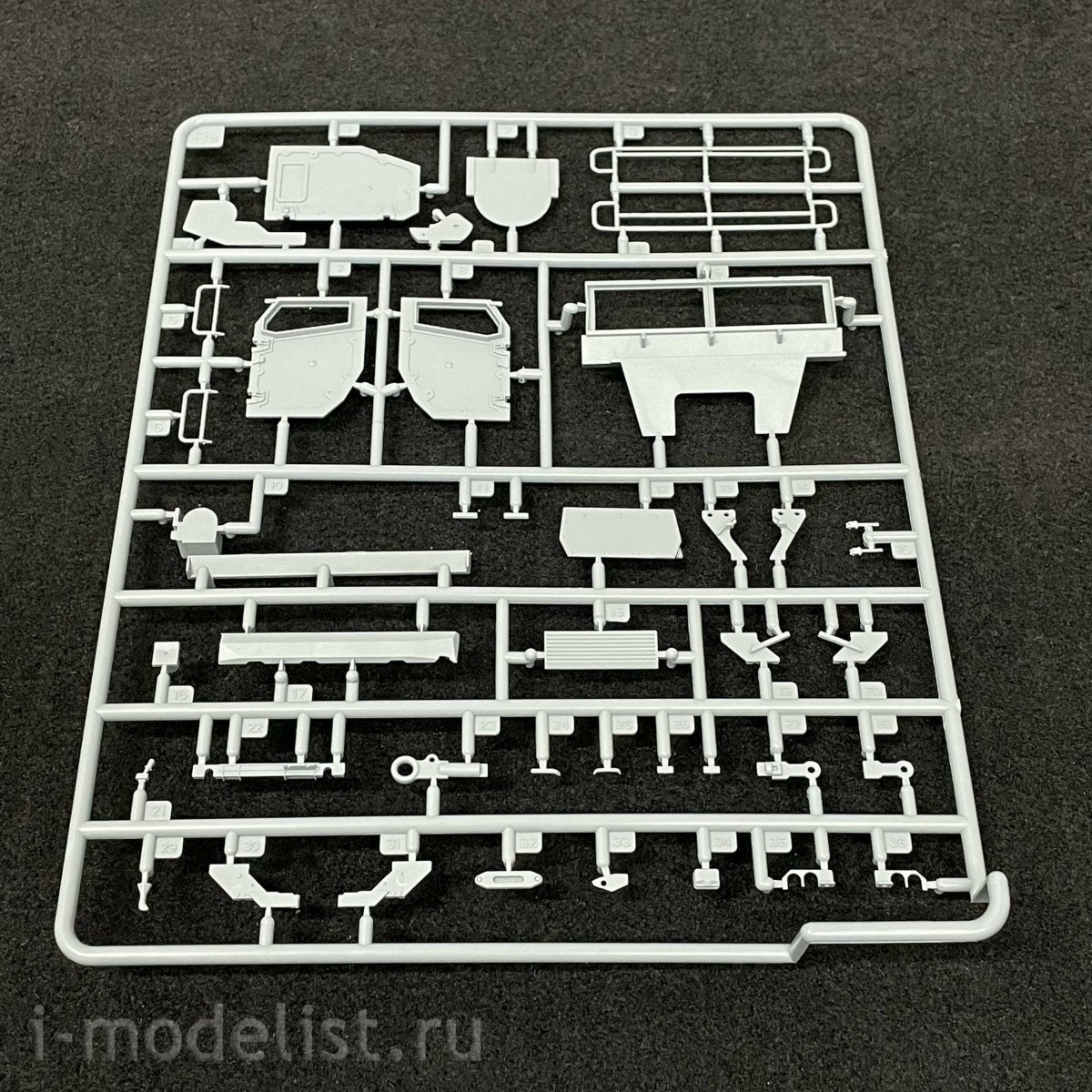 RPG Model 35022 Typhoon-VDV K-4386 w/ 32V01 RCWS 1/35 – imagen 13