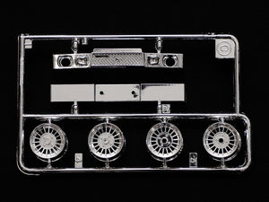 Tamiya 24365 Toyota Soarer 2000VR Turbo 1/24 – image 9