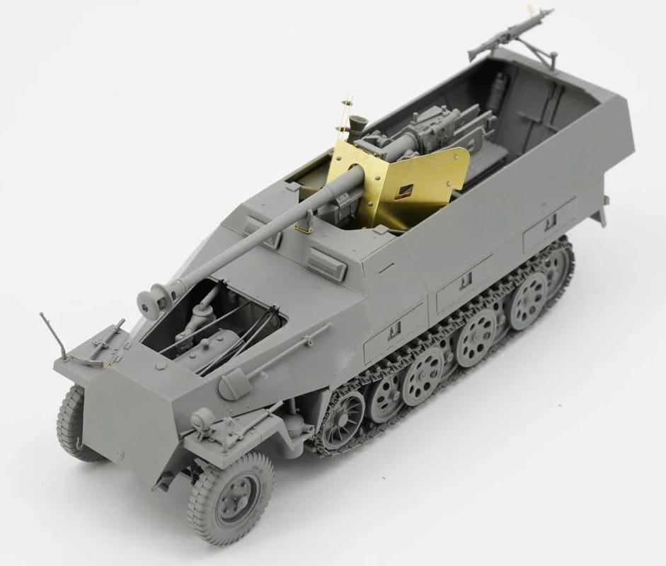 Border Model BT-043 Sd.Kfz.251/22 in 7.5cm PaK 40 Pakwagen 1/35 – image 2