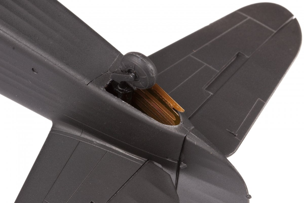 Eduard BIG33144 Yak-9T ICM 1/32 – immagine 16
