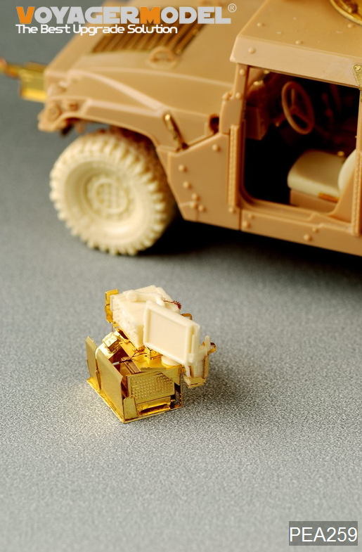 Voyager Model PEA259 US ARMY HUMVEE Blue Force Tracker &amp;amp; SincGar Unit (GP) 1/35 – immagine 4