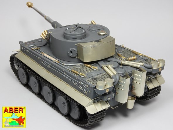 Aber 16K02 Pz.Kpfw. VI Ausf.E (Sd.Kfz.181) Tiger I – s.PzAbt. 501 in Tunisia 1/16 – Bild 5