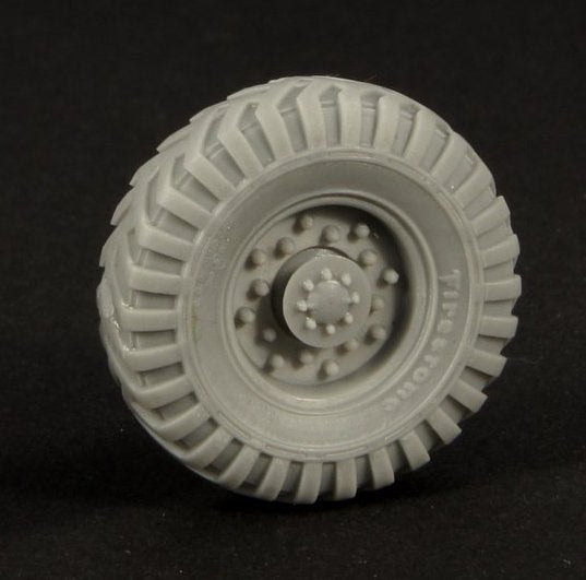 Roues de route Panzer Art RE35-343 pour Chevrolet C15 AC (Firestone) 1/35 – image 2