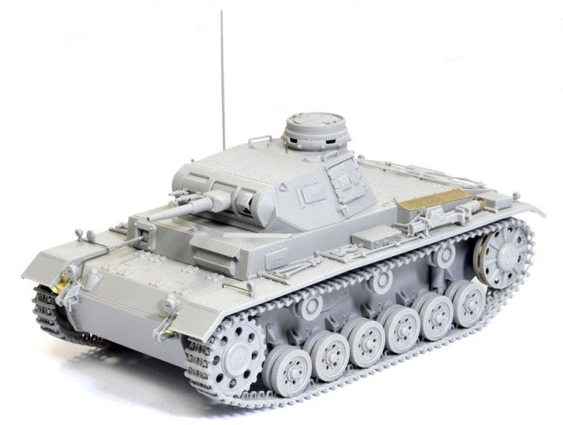 Dragon 6632 Pz.Kpfw. III Ausf. F 1/35 – immagine 2