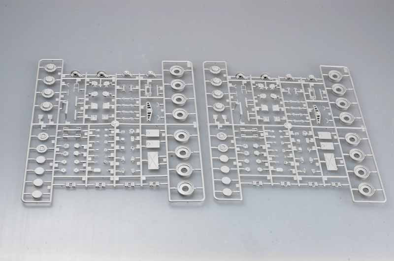 Trumpeter 00212 MAZ-537G Late Production type with MAZ/ChMZAP-5247G semitraii 1/35 – image 14